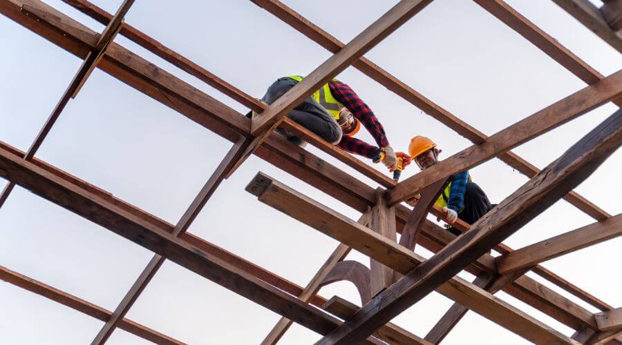 Professional residential roofers in Clever, MO